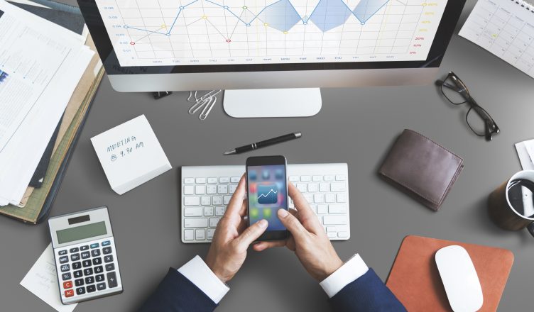 Ekonomi Digital Indonesia Melaju Pesat: Potensi dan Tantangannya