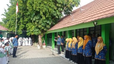 Pemberdayaan Guru dalam Pendidikan