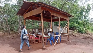 Perjuangan Guru Honorer
